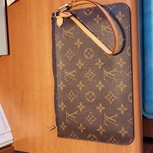 WRISTLET